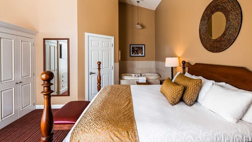 Best Western Plus Dutch Haus Inn And Suites Columbiana Ruang foto